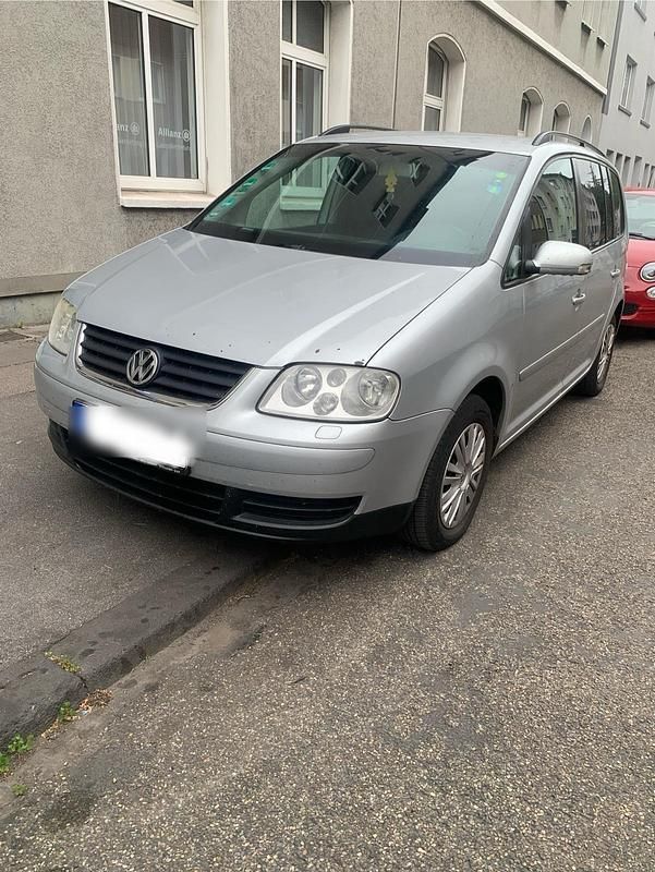 Silber Gebraucht 2005 VW Touran Van / Kleinbus | 1.300 € (Guter Preis) - Bild 1/4