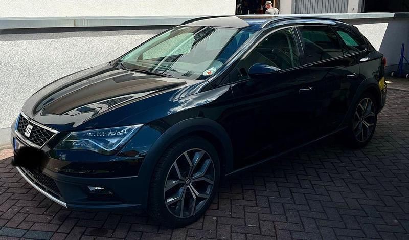 Gebraucht Seat Leon X-Perience 179 PS (131 kW) 2017 Schwarz Kombi