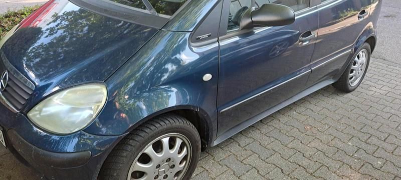 Gebraucht Mercedes A140 80 PS (58 kW) 2002 Blau Kleinwagen