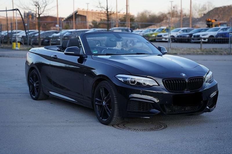 Schwarz Gebraucht 2020 BMW 218 M Sport Cabrio | 26.999 € (Etwas zu teuer) - Bild 1/4