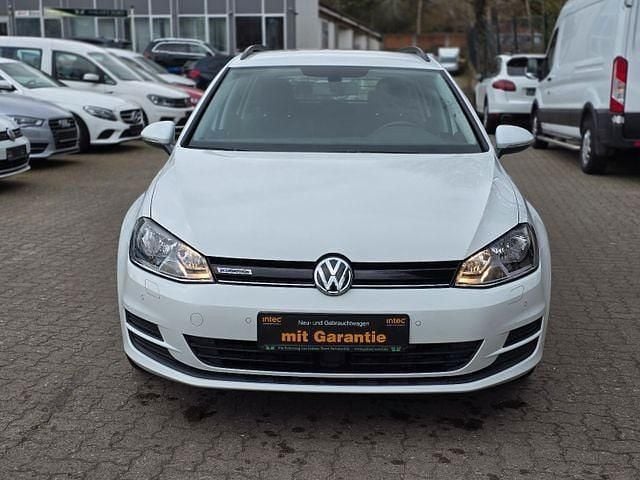 Gebraucht VW Golf VII Comfortline 110 PS (80 kW) 2017 Weiß Kombi