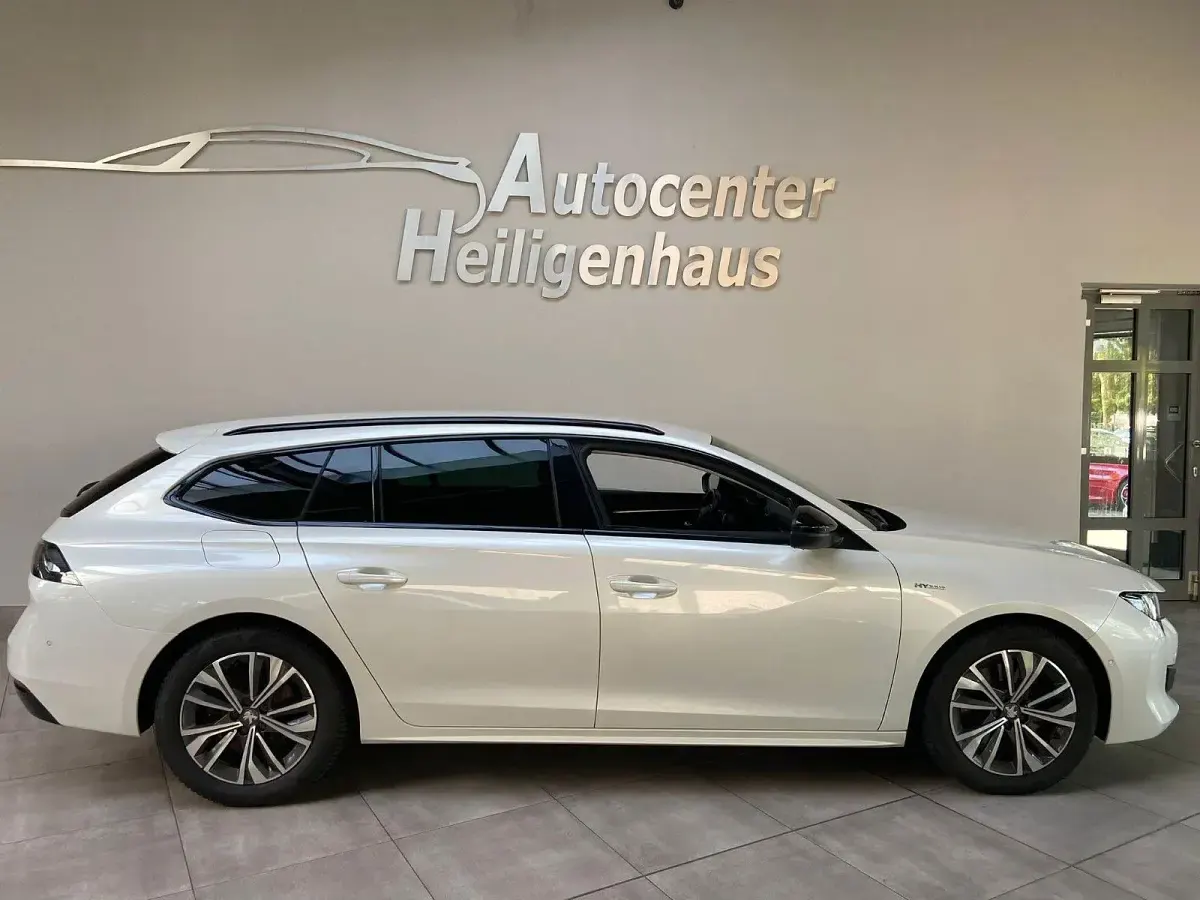 Gebraucht Peugeot 508 SW Allure 224 PS (164 kW) 2022 Weiß Kombi