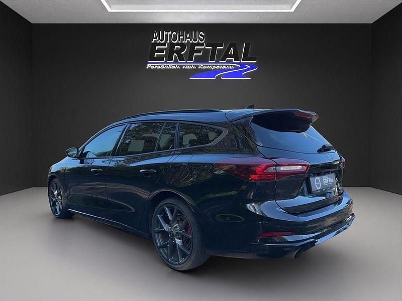 Gebraucht Ford Focus ST 280 PS (205 kW) 2022 Obsidianschwarz Kombi