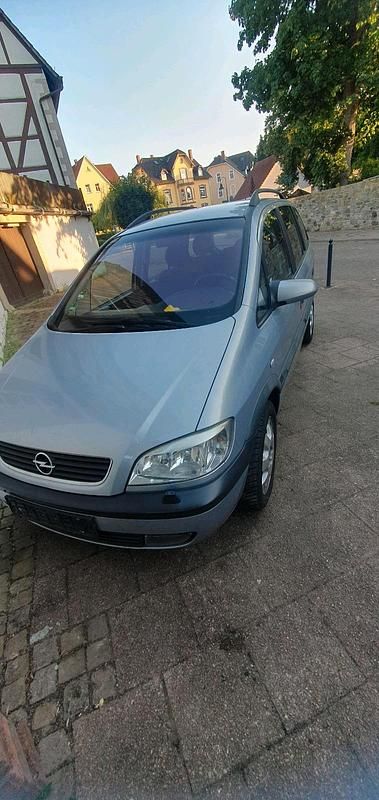 Blau Gebraucht 2002 Opel Zafira Van / Kleinbus | 750 € (Superpreis) - Bild 1/4