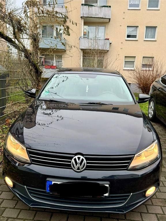 Gebraucht VW Jetta Highline 200 PS (147 kW) 2011 Schwarz Limousine