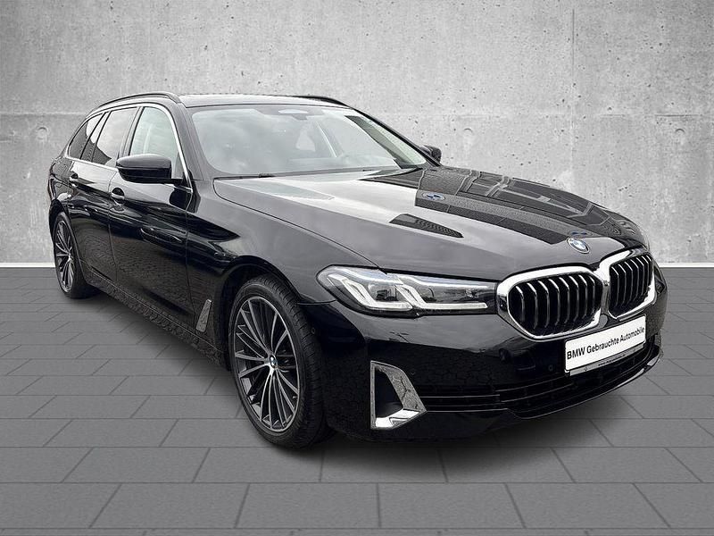 Gebraucht BMW 540 Luxury Line 340 PS (250 kW) 2022 Schwarz Kombi