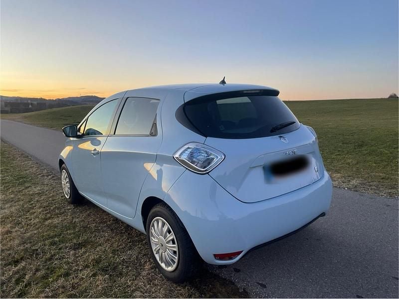 Gebraucht Renault Zoe 42 kW (58 PS) 2015 Blau Kleinwagen