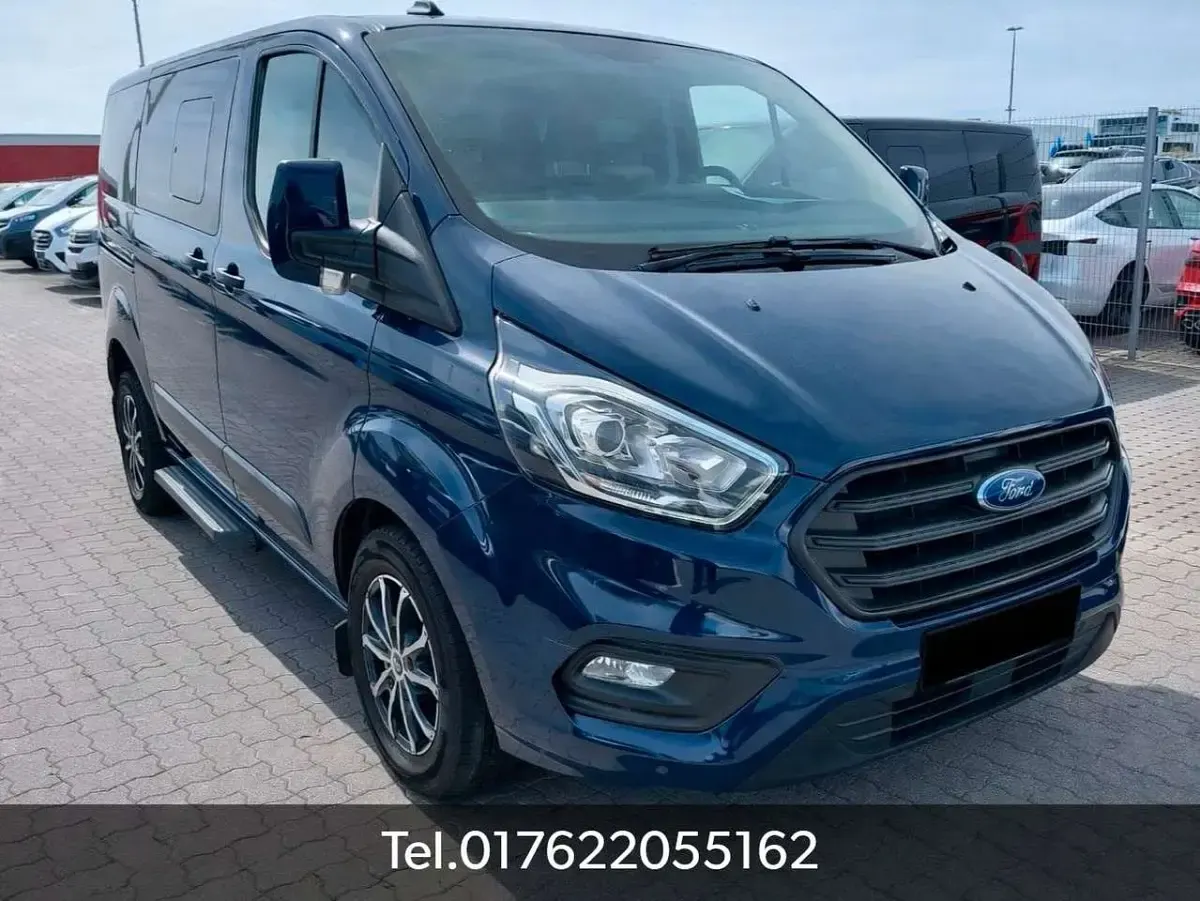 Gebraucht Ford Transit Trend 131 PS (96 kW) 2021 Blau Kombi