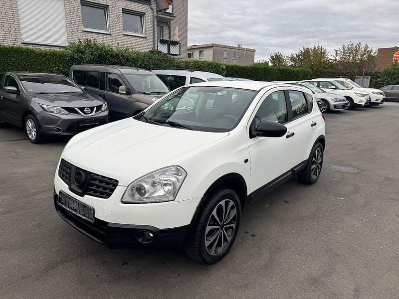 Weiß Gebraucht 2009 Nissan Qashqai Visia SUV | 3.750 € (Fairer Preis) - Bild 1/4