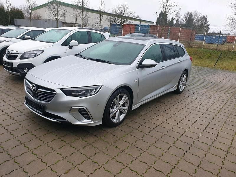 Silber Gebraucht 2018 Opel Insignia Kombi | 29.650 € - Bild 1/4
