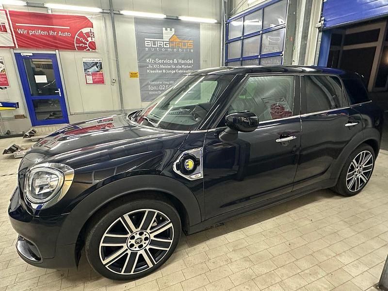 Gebraucht Mini Cooper SE 164 kW (224 PS) 2019 Schwarz Kleinwagen