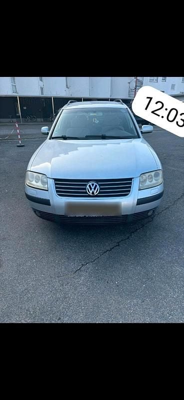 Gebraucht VW Passat 130 PS (95 kW) 2002 Grau Kombi
