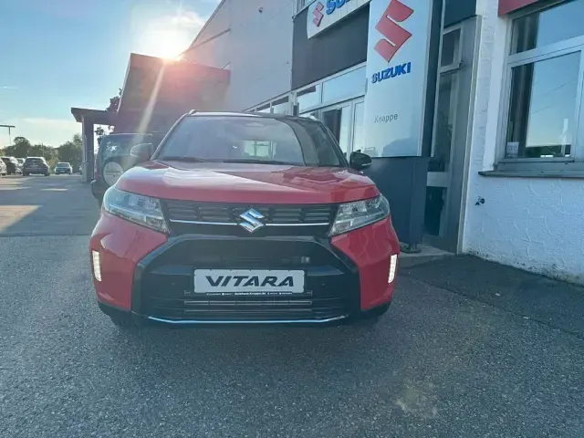 Gebraucht Suzuki Vitara Comfort+ 110 PS (80 kW) 2026 Rot SUV