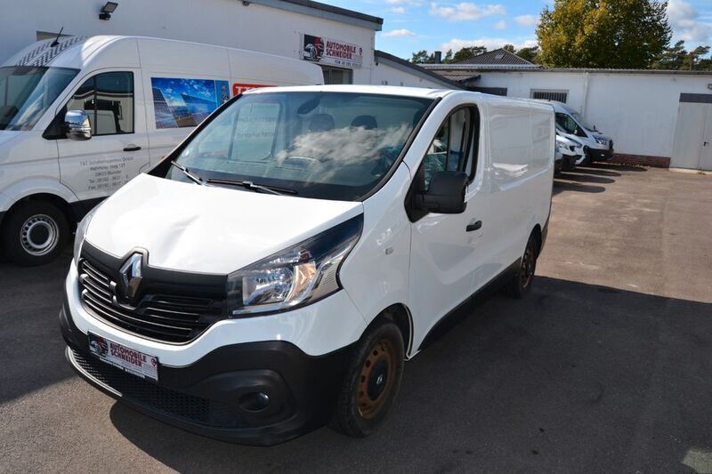 Gebraucht Renault Trafic Komfort 120 PS (88 kW) 2018 Weiß Van / Kleinbus
