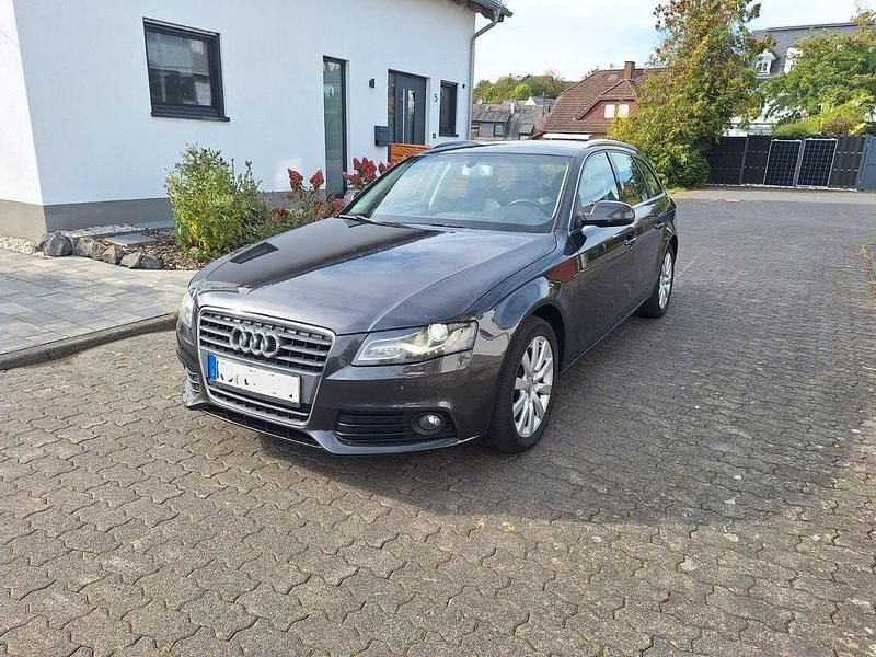 Schwarz Gebraucht 2010 Audi A4 Sport Kombi | 7.800 € (Fairer Preis) - Bild 1/4