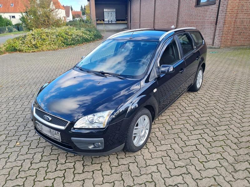 Gebraucht Ford Focus 115 PS (84 kW) 2005 Schwarz Kombi
