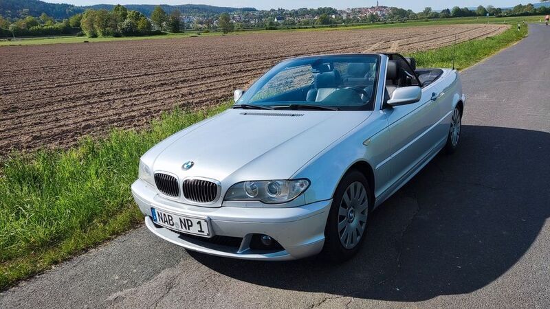 Silber Gebraucht 2003 BMW 320 Cabriolet Performance Cabrio | 9.800 € (Guter Preis) - Bild 1/4
