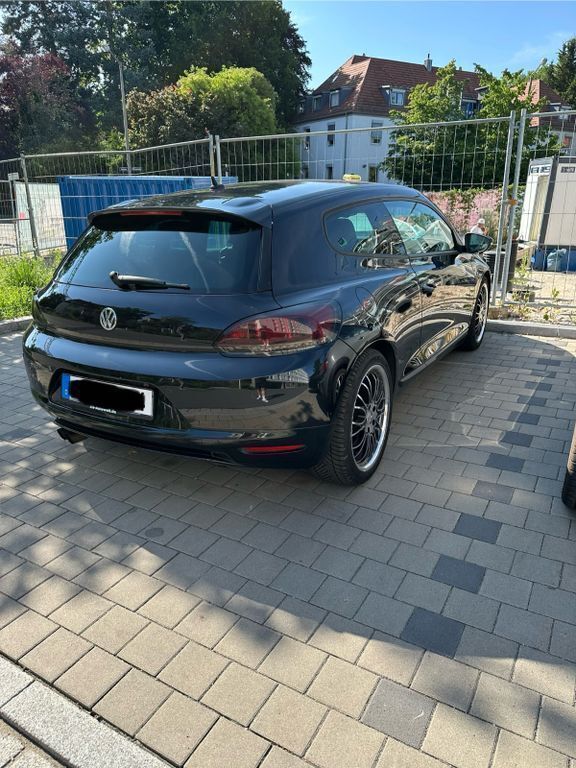 Schwarz Gebraucht 2011 VW Scirocco Coupé | 7.200 € (Guter Preis) - Bild 1/4