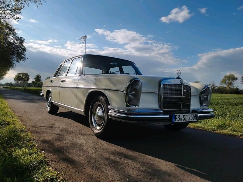 Gebraucht Mercedes W108 130 PS (95 kW) 1966 Weiß Limousine