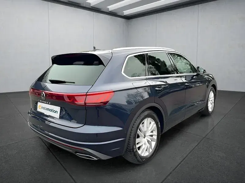 Gebraucht VW Touareg 231 PS (169 kW) 2025 Beige SUV