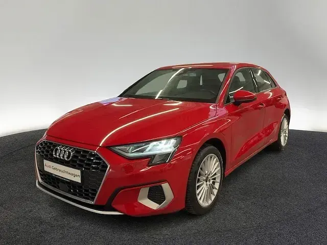 Usata Audi A3 Sportback e-tron Advanced Plus 204 CV (150 kW) 2023 Rosso Utilitaria