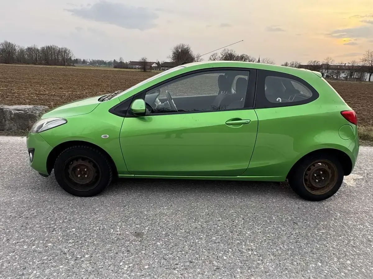 Gebraucht Mazda 2 86 PS (63 kW) 2011 Kleinwagen