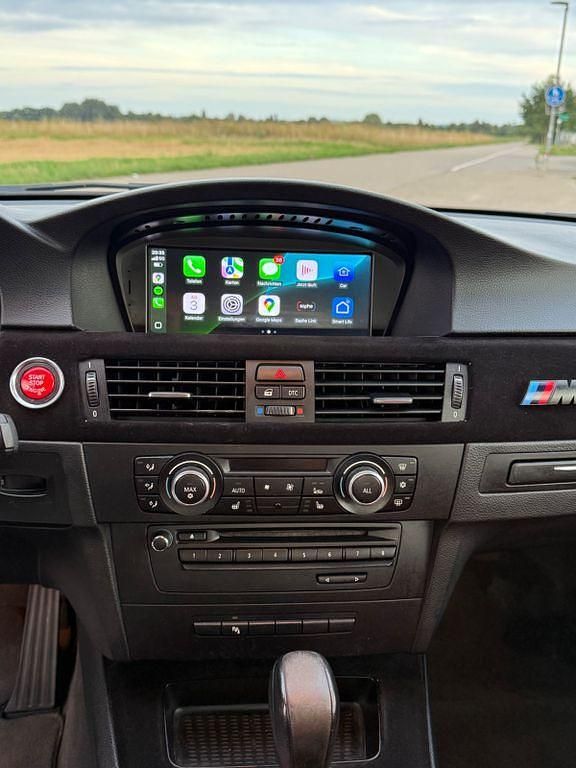 Gebraucht BMW 330 Cabriolet 245 PS (180 kW) 2010 Rot Cabrio