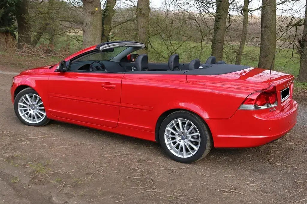 Gebraucht Volvo C70 Kinetic 136 PS (100 kW) 2009 Rot Cabrio