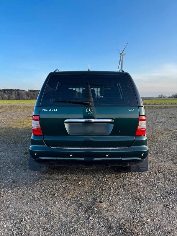 Gebraucht Mercedes ML270 163 PS (119 kW) 2004 Grün SUV
