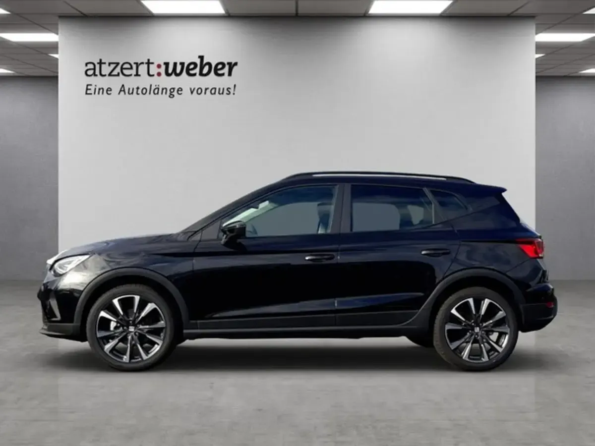 Neu Seat Arona Style 116 PS (85 kW) 2025 Mitternachtsschwarz SUV
