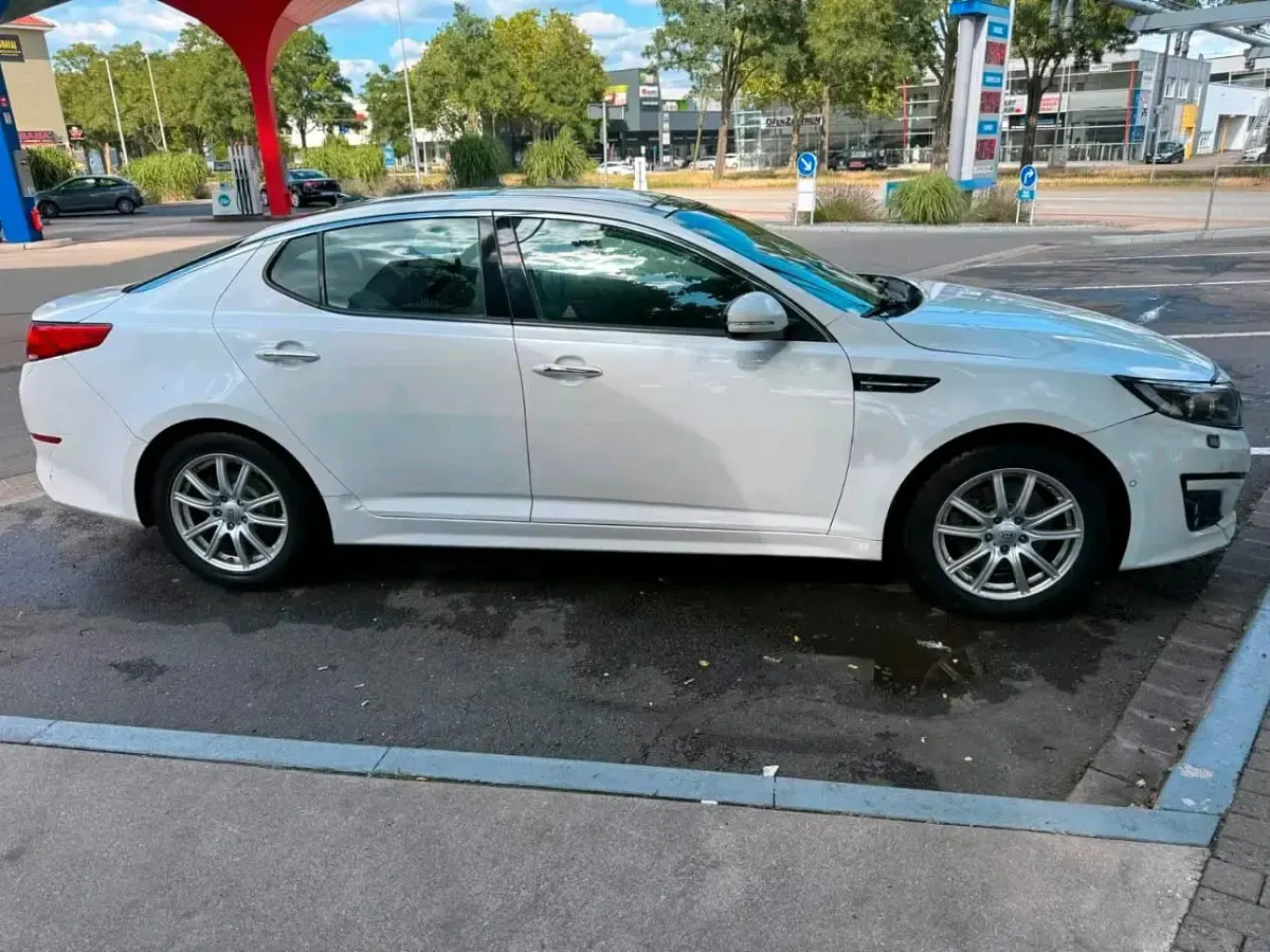 Gebraucht Kia Optima 136 PS (100 kW) 2014 Weiß Limousine