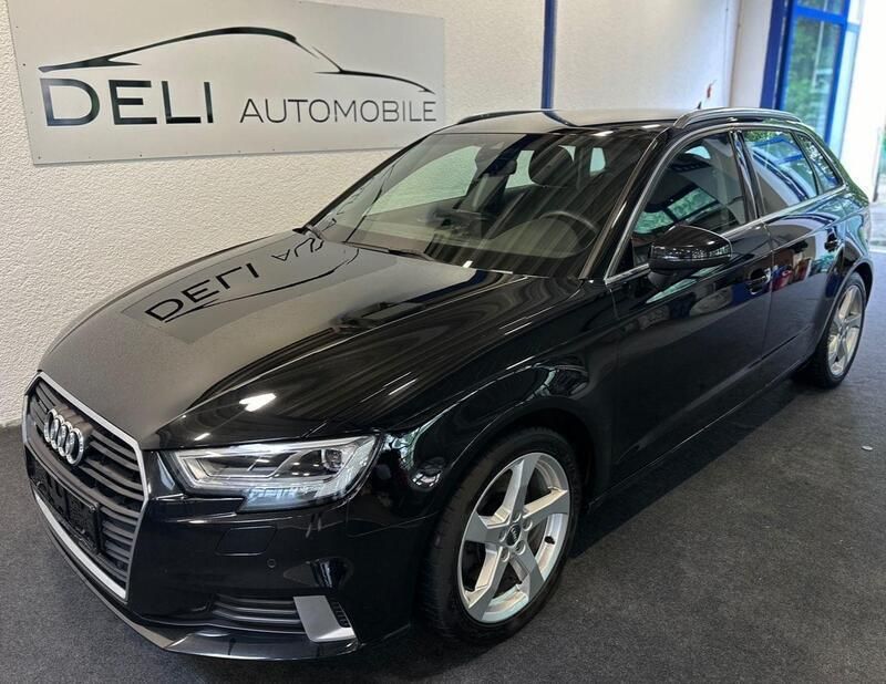 Schwarz Gebraucht 2016 Audi A3 Sportback Sport Limousine | 12.990 € (Superpreis) - Bild 1/4