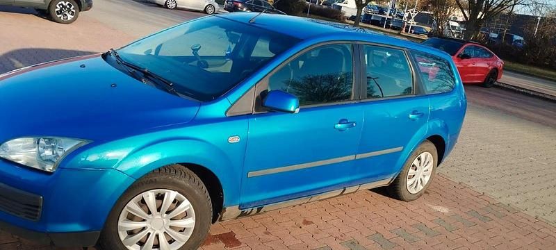 Gebraucht Ford Focus 101 PS (74 kW) 2006 Blau Kombi