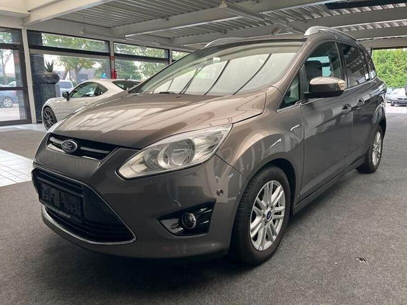 Braun Gebraucht 2014 Ford Grand C-Max Titanium Van / Kleinbus | 7.490 € (Fairer Preis) - Bild 1/4