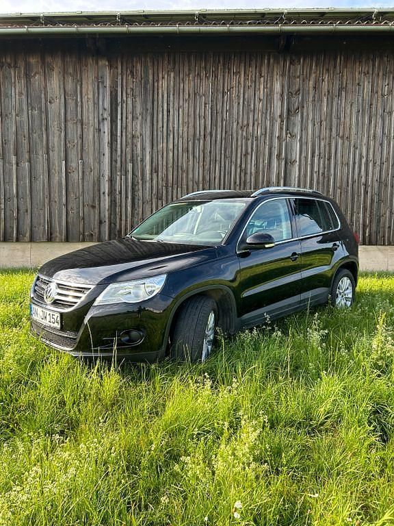 Schwarz Gebraucht 2009 VW Tiguan Sportline SUV | 5.500 € (Superpreis) - Bild 1/4