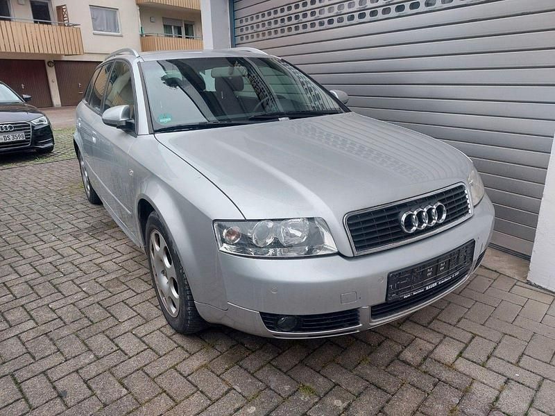 Grau Gebraucht 2003 Audi A4 Kombi | 1.999 € (Guter Preis) - Bild 1/4