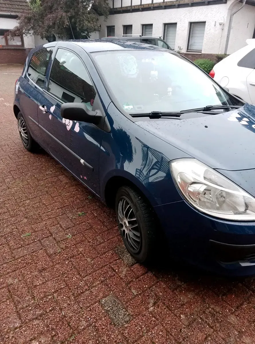 Gebraucht Renault Clio III 75 PS (55 kW) 2005 Blau Kleinwagen