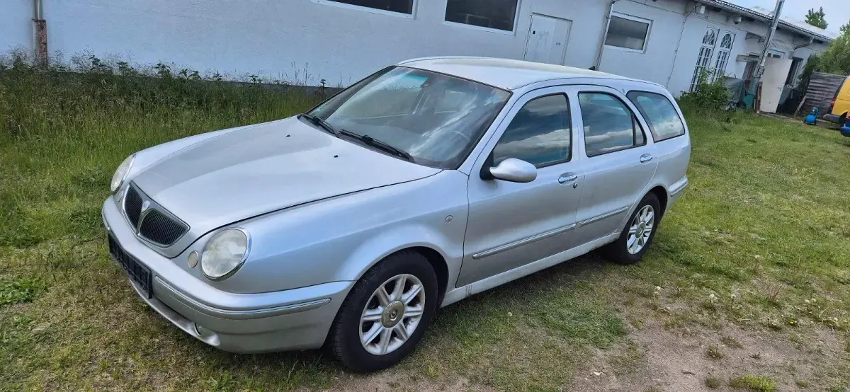 Gebraucht Lancia Lybra 131 PS (96 kW) 2003 Silber Kombi
