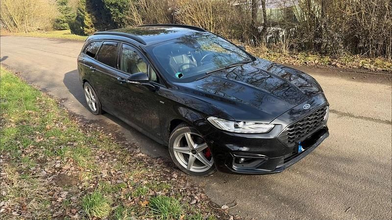 Gebraucht Ford Mondeo ST-Line 190 PS (139 kW) 2019 Schwarz Kombi