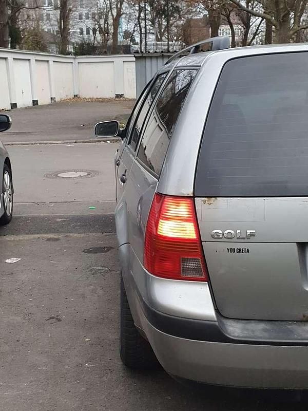 Gebraucht 2002 VW Golf IV Kombi | 2.650 € (Teuer) - Bild 1/4