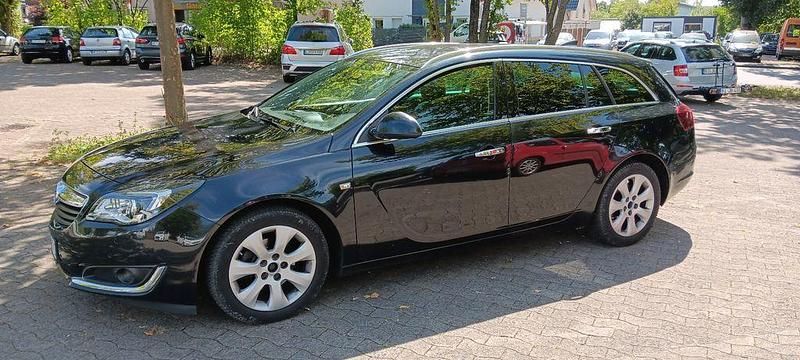 Schwarz Gebraucht 2016 Opel Insignia Innovation Kombi | 6.900 € (Fairer Preis) - Bild 1/4