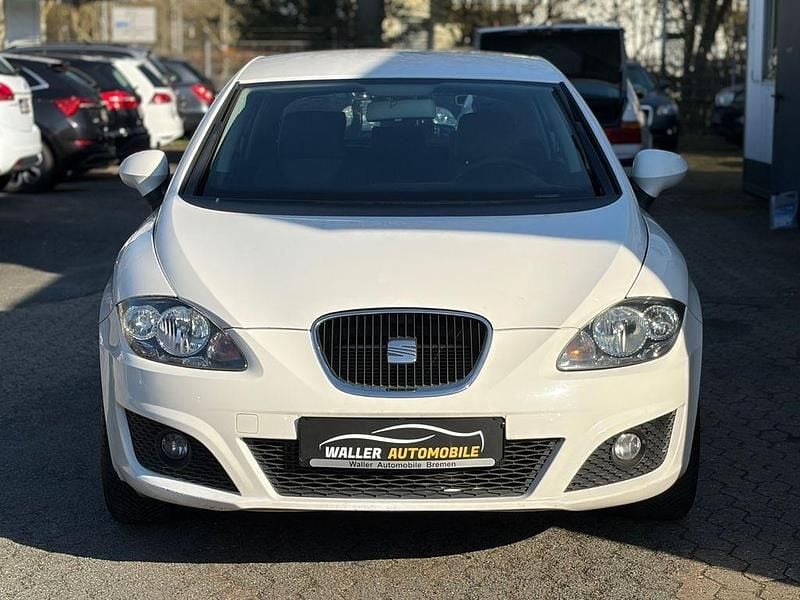Gebraucht Seat Leon Reference 105 PS (77 kW) 2010 Weiß Kleinwagen