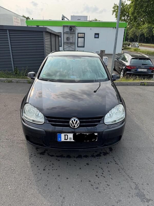 Schwarz Gebraucht 2004 VW Golf V Kleinwagen | 3.100 € (Fairer Preis) - Bild 1/4