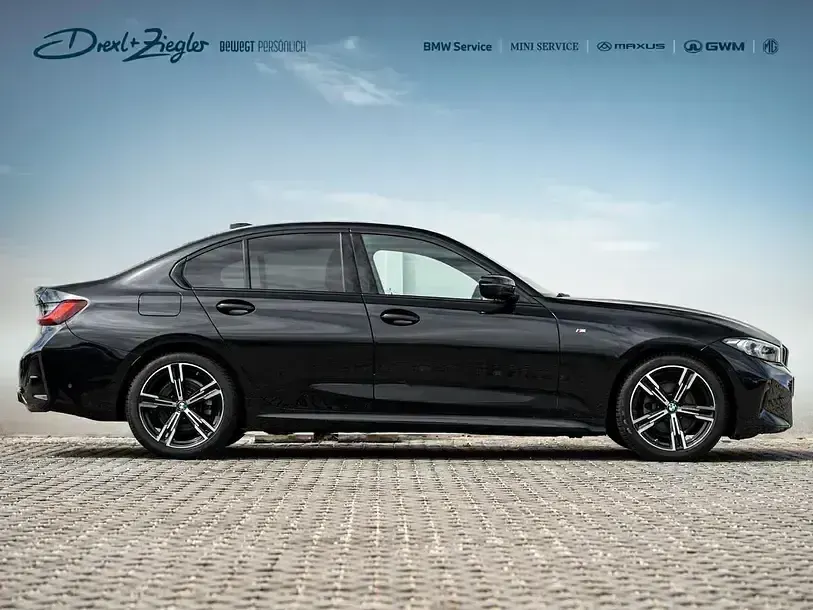 Gebraucht BMW 320 M Sport 184 PS (135 kW) 2025 Saphirschwarzmetallic Limousine
