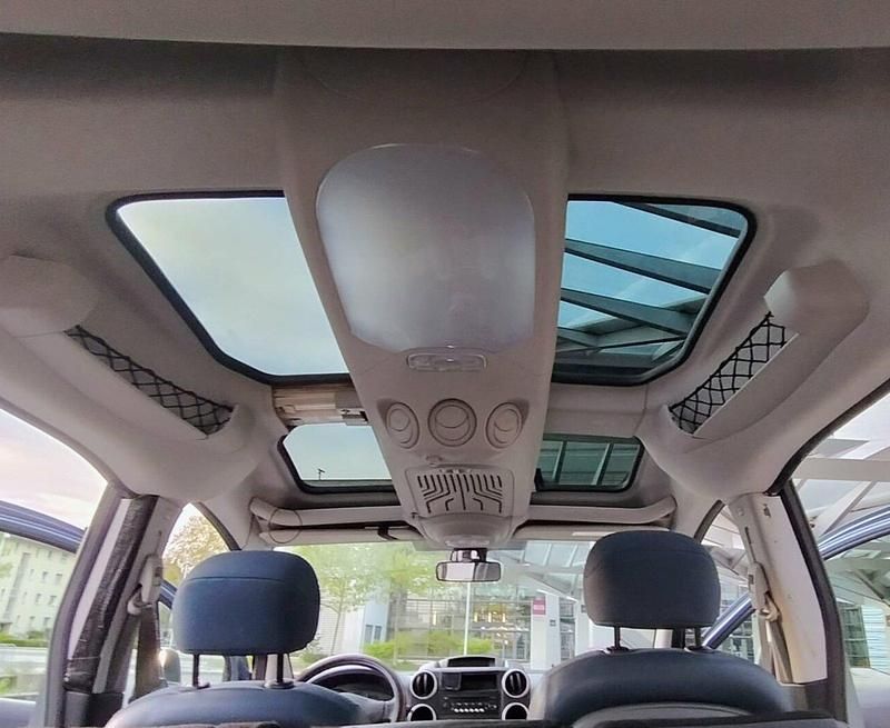 Gebraucht Citroën Berlingo 120 PS (88 kW) 2010 Grau Van / Kleinbus