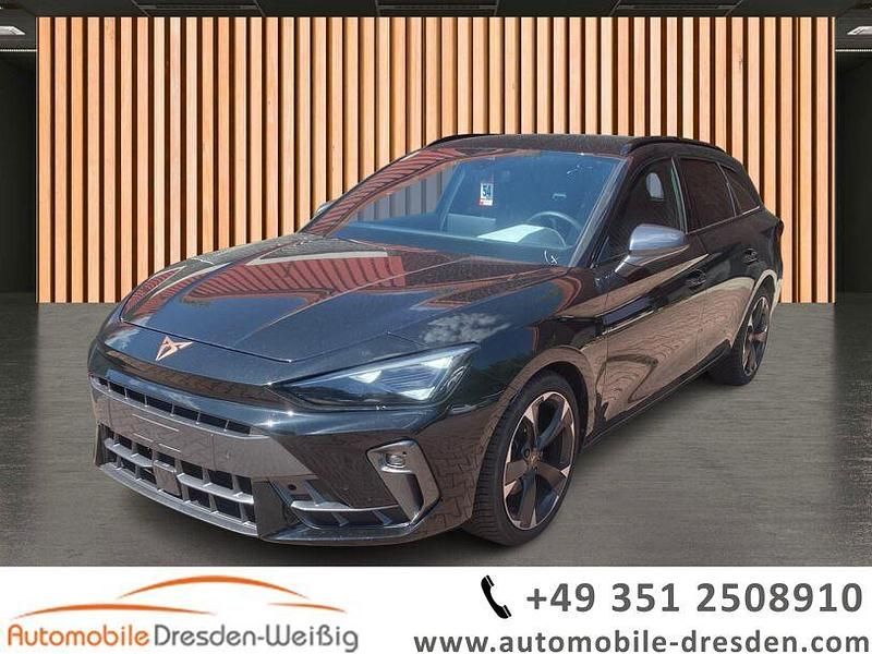 Mitternachtsschwarz Gebraucht 2024 Cupra Leon Kombi | 27.980 € (Fairer Preis) - Bild 1/3