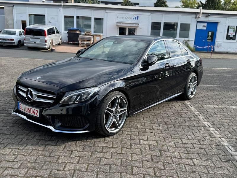 Schwarz Gebraucht 2015 Mercedes C220 Limousine | 19.900 € (Teuer) - Bild 1/4
