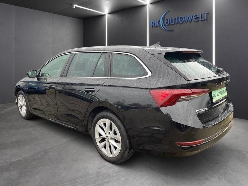 Gebraucht Skoda Octavia Style 116 PS (85 kW) 2022 Schwarz Kombi