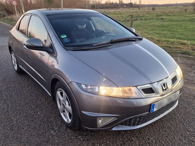 Gebraucht Honda Civic Comfort 140 PS (102 kW) 2010 Grau Kleinwagen