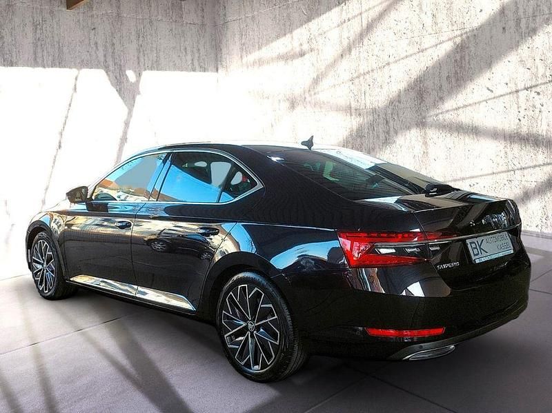 Gebraucht Skoda Superb LAURIN & KLEMENT 150 PS (110 kW) 2020 Schwarz Limousine